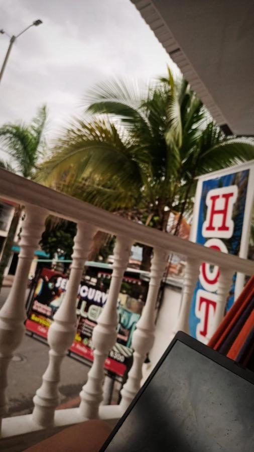 Hotel El Paisano Villavicencio Exteriör bild